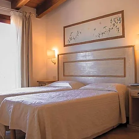 Hotel La Borgata 3*